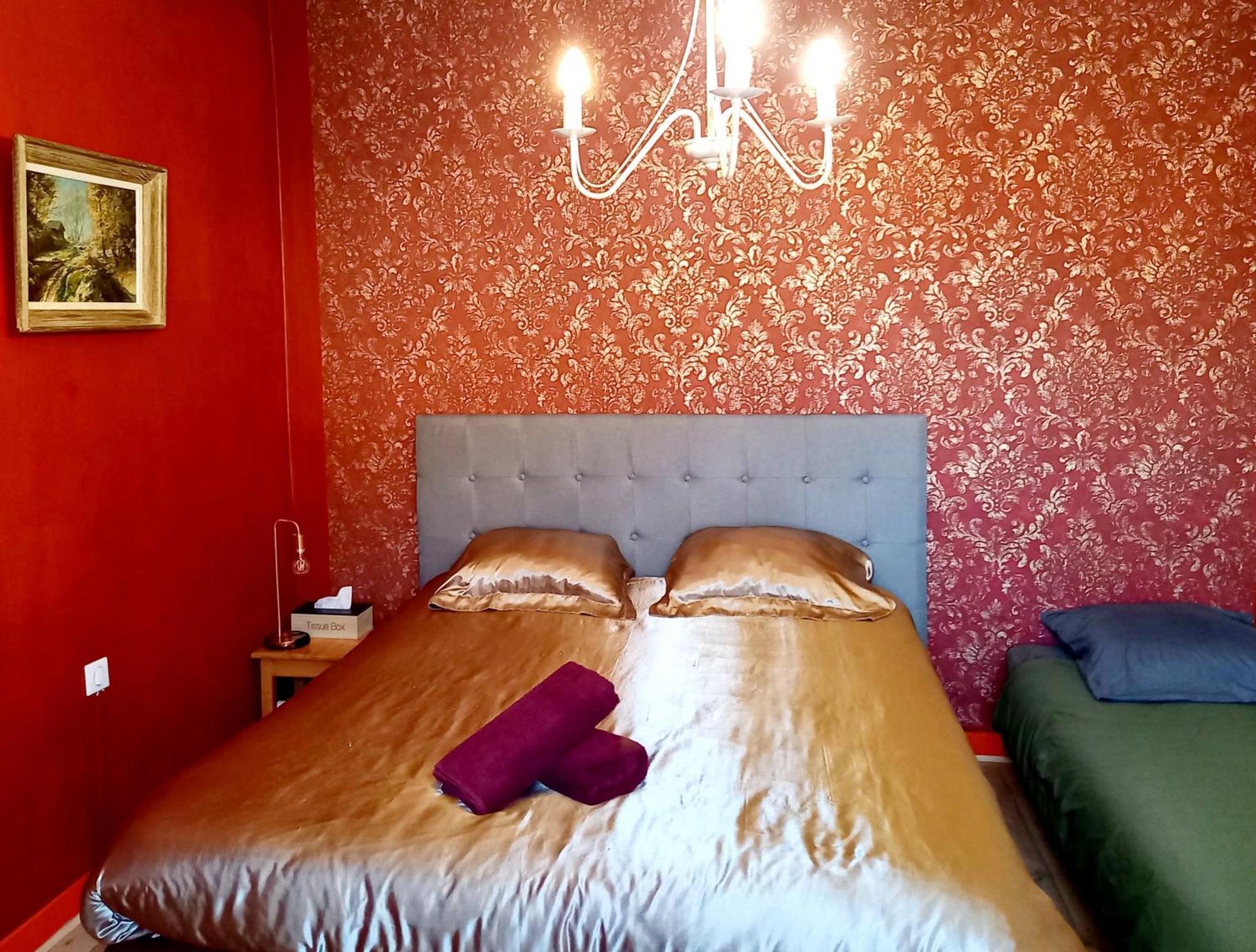 La Rochette Et Avec Jacuzzi Rooftop Balcon Cour Interieure Appartement *